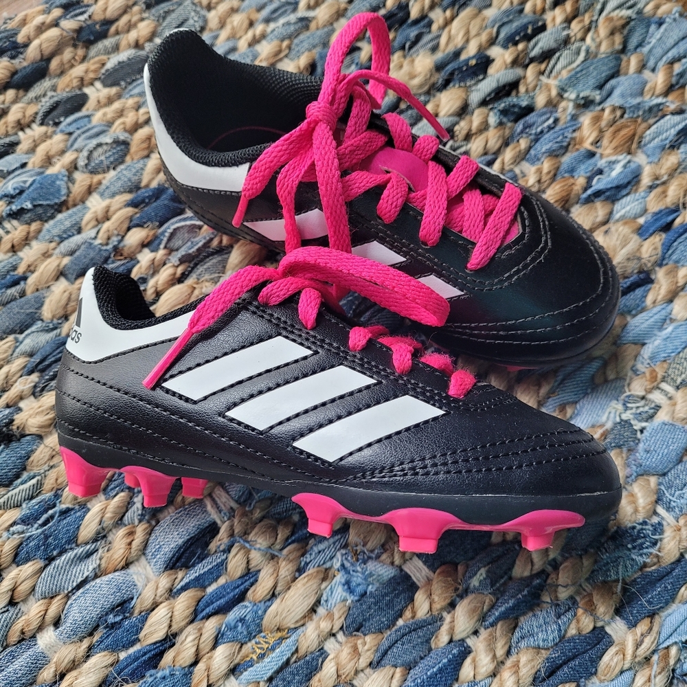 ADIDAS Kids size 9 1/2 K Soccer Cleats